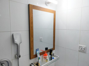 Studio serviced apartment close to Airport